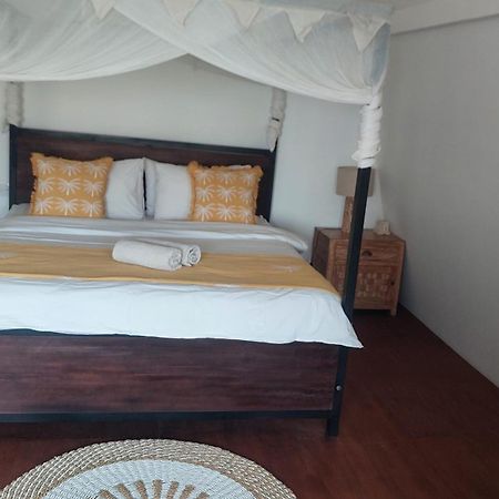 סמיניאק Villa Olivia מראה חיצוני תמונה