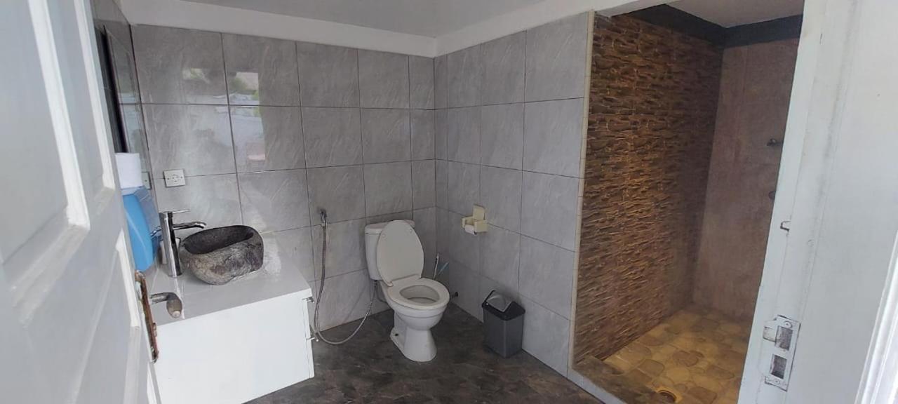 סמיניאק Villa Olivia מראה חיצוני תמונה